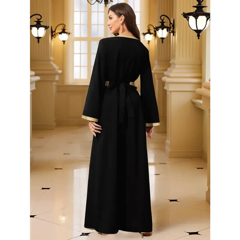 Caftan marocain brodé or pour femme – photo 2