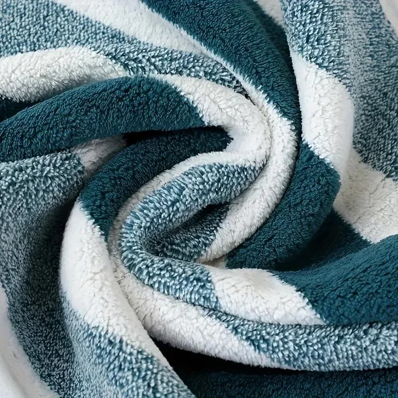 Ensemble de 8 serviettes, 2 serviettes de bain et 2 serviettes à main, 4 serviettes pour le visage. Pour les spas, les salles de sport, les hôtels, le camping et les activités de plein air. Séchage rapide. – photo 6