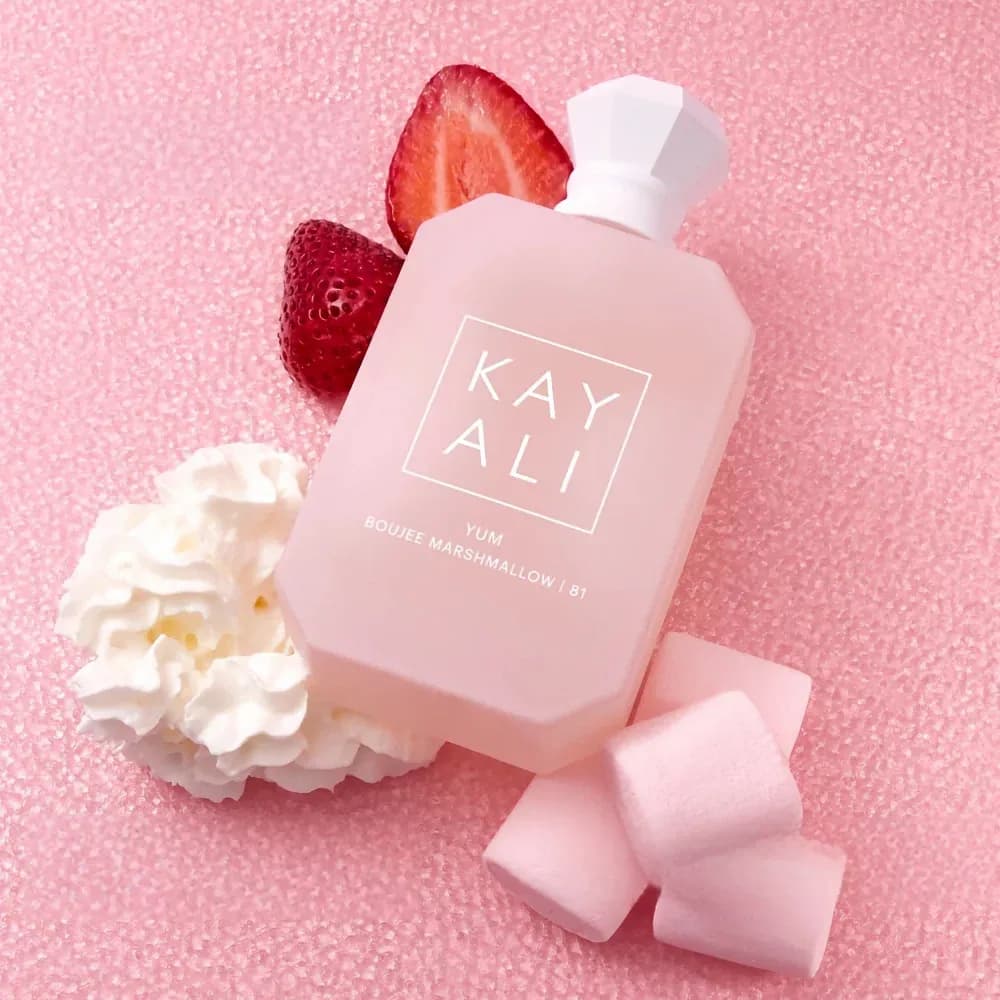 Yum Boujee Marshmallow 81 Eau de Parfum Intense, 100 ml Parfum gourmand chaud avec des notes de vanille fouettée, d'ambre sucrée et de musc crémeux – photo 4