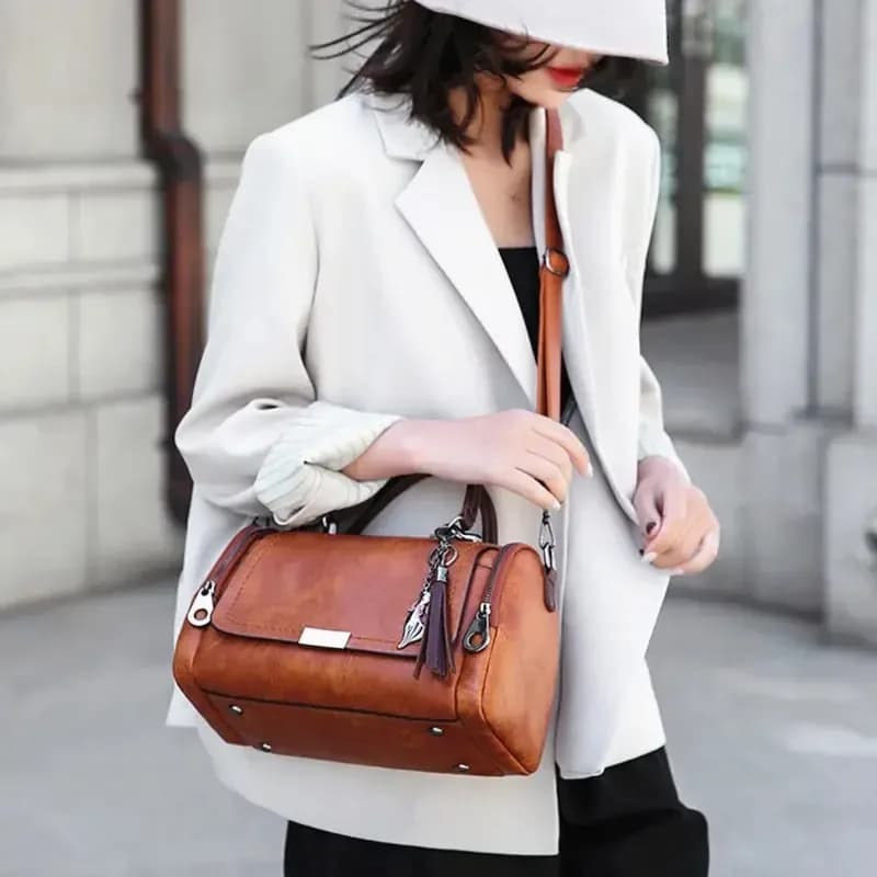 Sac à bandoulière de grande capacité pour femmes, décor à pompon, sac à bandoulière à fermeture éclair avec sangle amovible, sac à main Boston – photo 3