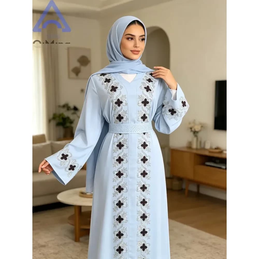 Abaya de soirée à strass, col V et ceinture