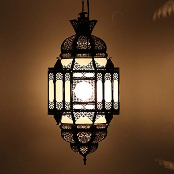 Lampe marocaine Lamia fait main á Marrakech Lampe á Suspension en métal et verre sablé Hauteur 60 cm Diamètre 26 cm Casa Moro L1361