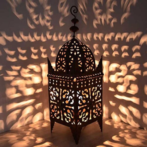 Lanterne orientale en fer forgé à la main - 50 x 18 cm - Marron foncé galvanisé - Design marocain - Lampe sur pied pour l'intérieur ou l'extérieur - 300301