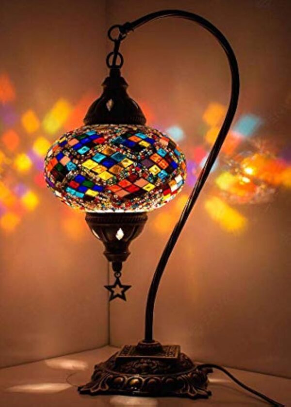 DEMMEX Superbe lampe de table en mosaïque marocaine turque avec globe de grande taille, col de cygne bohème exotique coloré, abat-jour en verre mosaïque faite à la main (multicolore)